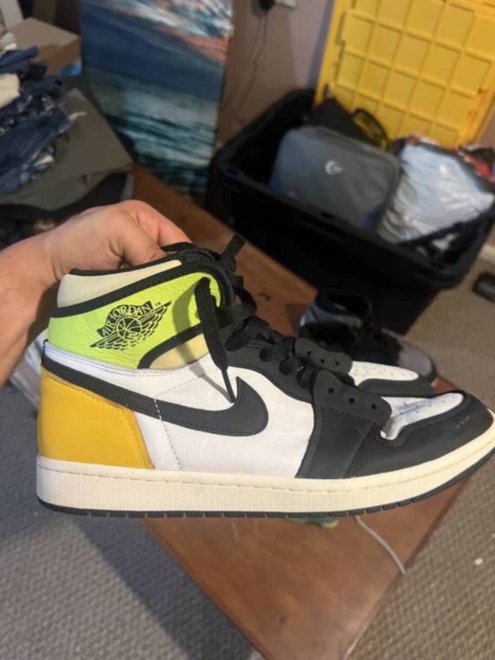 Air Jordan 1 High Volt Yellow Toe